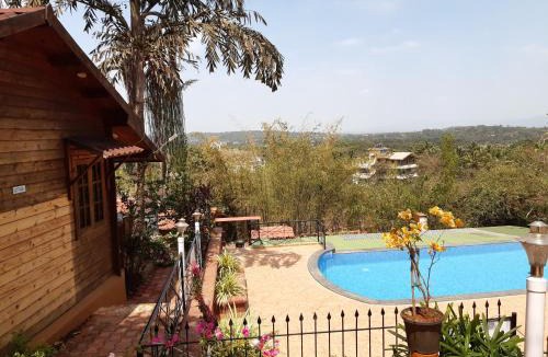 Carambolim Resort | Cozywoods Hill Resort