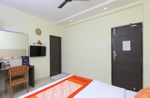 Palavakkam Hotel | Crazy Homes stay-Palavakkam,Chennai