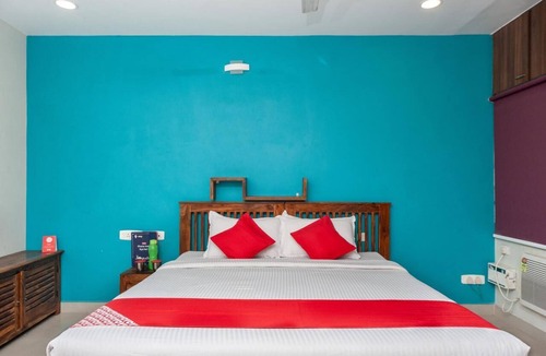 Perungudi Hotel | Crazy Homes stay-Kandanchavadi,Chennai
