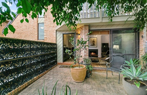 Cremorne House | Cremorne - BARIS - Bariston Avenue - Spacious 3BR Townhouse with Garden Near Cremorne Harbourside Parks