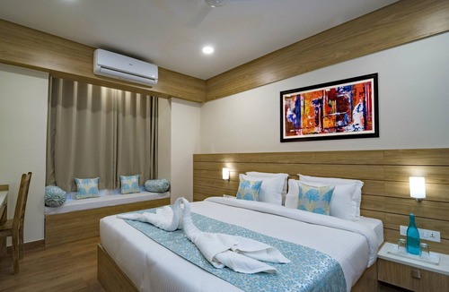 Lake Pichola Hotel | Crimson Park Residency & Spa