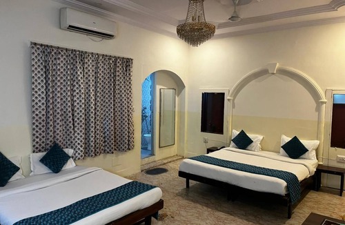 Paota House | Crown Plaza Heritage