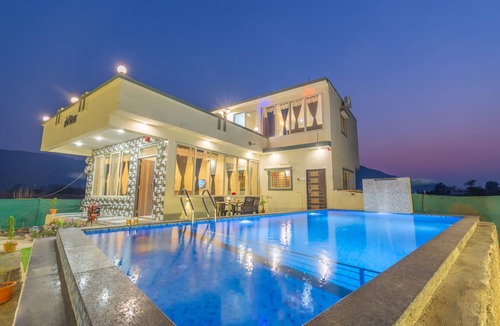 Wadgaon Villa | Crown Villa By Ebony Stays – A 3 BHK Private Pool Villa in Lonavala