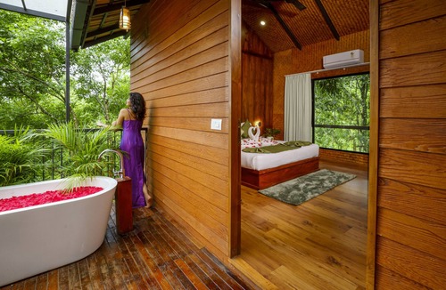 Sulthan Bathery Resort | Crystal Kuruva Nature Resort & Spa