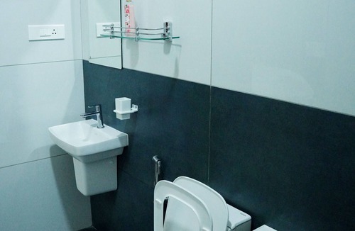 Kochi Apartment | Crystal Villa Suite2