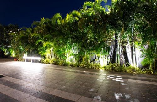 Nagoa Hotel | Crystal Village
