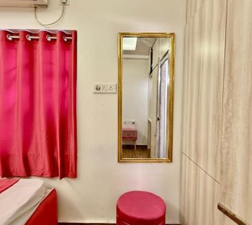 Ballygunge Hotel | Cutesy space