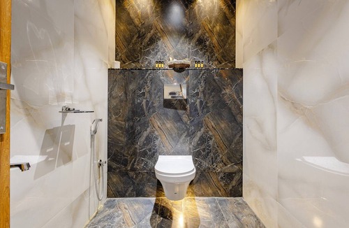 Kottapeta Hotel | CVR'S HOTEL GLASS BIRD