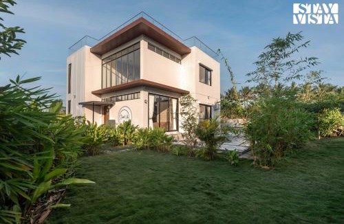 Karjat Villa | Daffodil Villa by VEO, StayVista - 4BHK with Pet Friendly & Mountain View