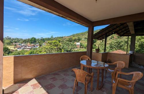 Madikeri Hotel | Daisey Dee Homestay