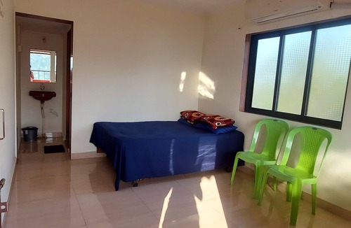 Alibaug House | DAKWE COTTAGE Nagaon , 7mins.from Badami beach,1.6km from Nagaon beach,