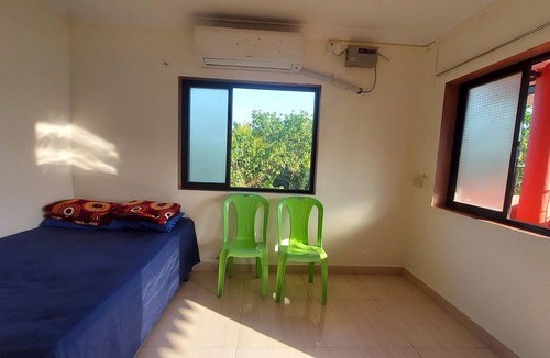 Alibaug House | DAKWE COTTAGE Nagaon , 7mins.from Badami beach,1.6km from Nagaon beach,