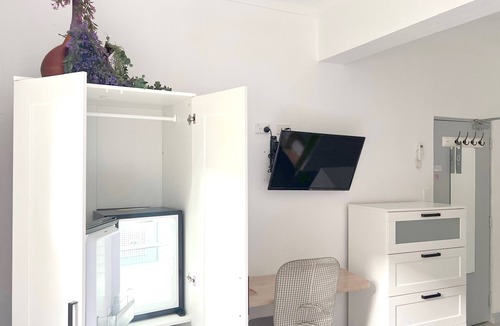 North Sydney Hotel | Dalziel Lodge