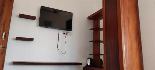 Valparai House | Dam Valley Home Stay Resort