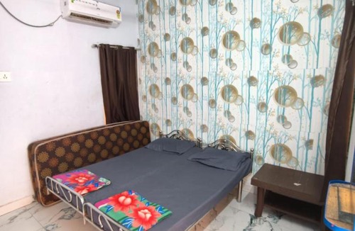 Dwarka House | damodar guest house