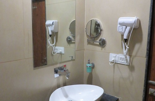 Morbi Hotel | Dariyalal Hotel