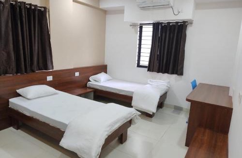 Pune Hotel | DatsunG Studios Near Pune Airport