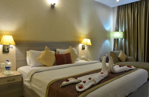 Shahjahanpur Hotel | Days Hotel by Wyndham Neemrana Jaipur Highway