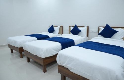 Bhuj Hotel | Daze Off Studio house