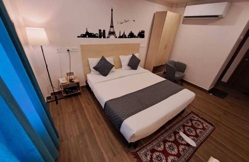 Kakinada Hotel | DE CROWN LUXURY HOTEL
