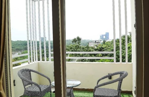 Jubilee Hills Apartment | De Project Guest House