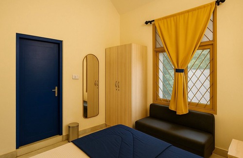 Lakshminarayana Pura Hostel | De Royale Hostelife