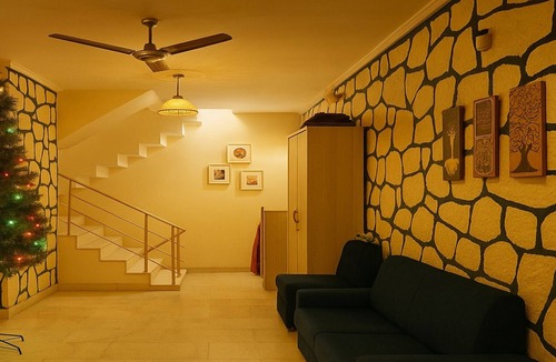 Lakshminarayana Pura Hostel | De Royale Hostelife