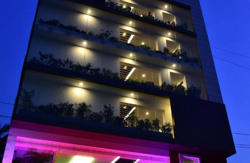 Brookefield Hotel | De Venetian by TGI