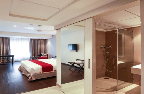 HITEC City Hotel | Deccan Serai