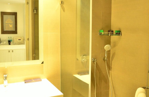 HITEC City Hotel | Deccan Serai