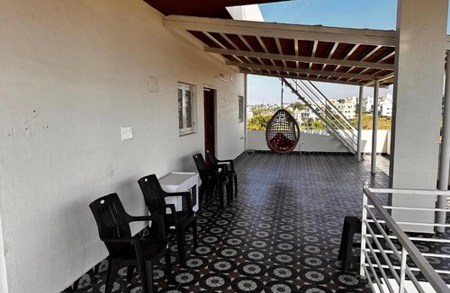 Mysore Apartment | DEEYA Home Stay - A Luxury Family Guest House