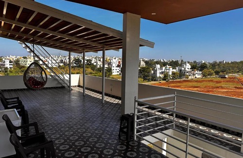 Mysore Apartment | DEEYA Home Stay - A Luxury Family Guest House