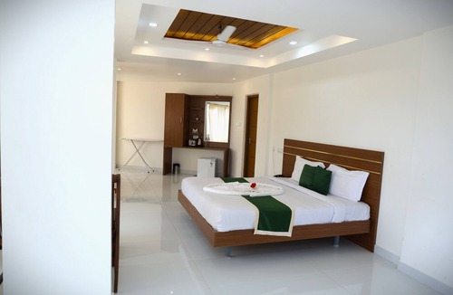 Takkalai Hotel | Delano Residency