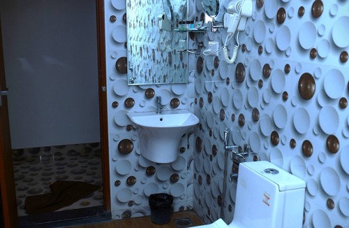 Takkalai Hotel | Delano Residency