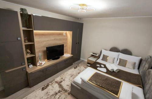 Lumina House | Delfinului Retreat