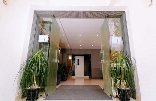 Bengaluru Apartment | Deluxe Apartment #4 at Regal Business Suites