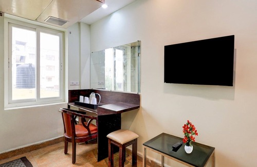 Vijayawada House | Deluxe Benz Circle MG Road
