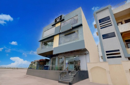 Bheemili House | Deluxe Bheemili Beach Visakhapatnam