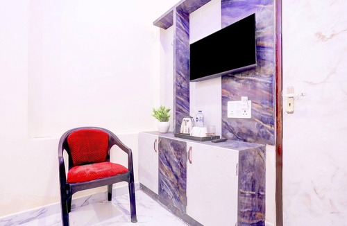 Phulpur House | Deluxe Collection O Subedarganj