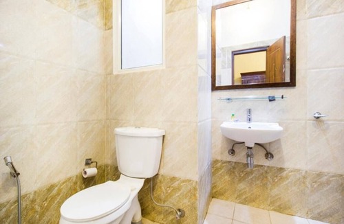Jagatpura Hotel | Deluxe Double Room #3/W breakfast