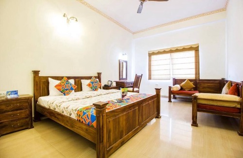Jagatpura Bed & Breakfast | Deluxe Double Room #7/W breakfast