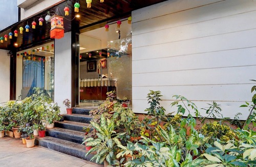 Central Pune House | Deluxe Hotel Kapil Residency