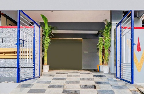 Rajahmundry House | Deluxe Hotel Lorven