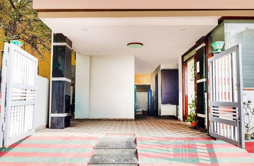 Guntur House | Deluxe Hotel O Guntur