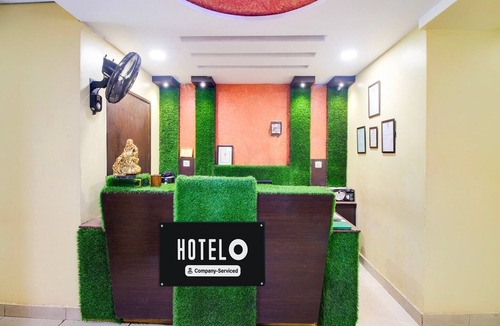 Dabagardens House | Deluxe Hotel Sree Residency