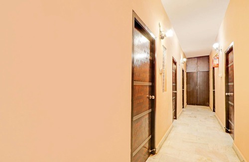 Karimnagar House | Deluxe Laxmi Residency