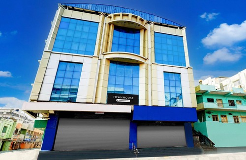 Anantapur House | Deluxe Naveed Residency