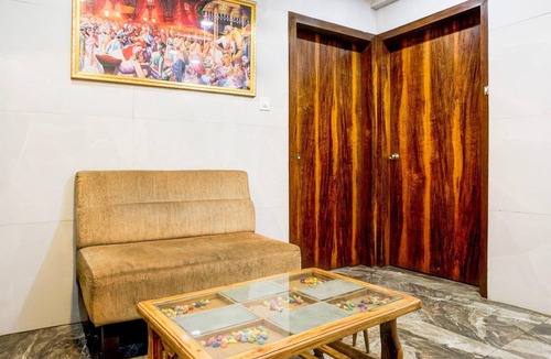 Prabhadevi House | Deluxe P.k's Lodging And Boarding