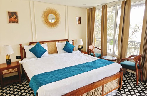 Mussoorie Hotel | Deluxe Room