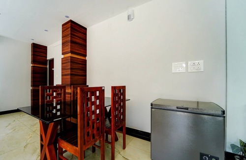 Nedumbassery House | Deluxe Super Townhouse Oak Cochin